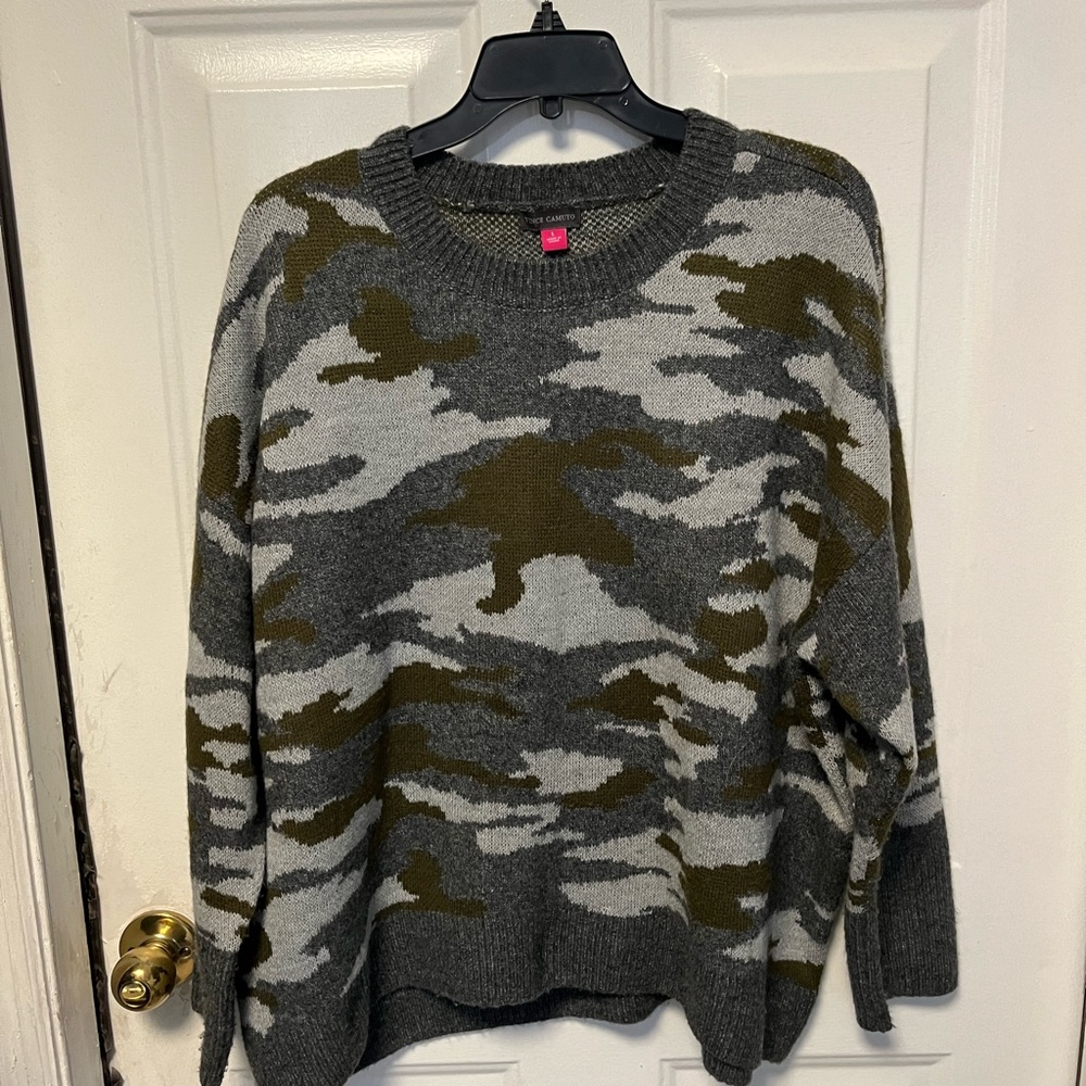 Vince Camuto Gray and Olive Sweater new